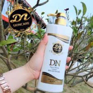 DN Aura White Lotion ดีเอ็น ออร่า ไวท์ โลชั่น หัวเชื้อผิวขาว ของแท้ 100% 450 มล