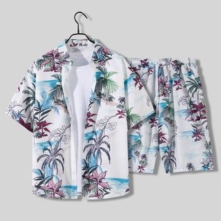 ภาพหน้าปกสินค้าชุดเสื้อแขนสั้น และกางเกงฮาวาย ทรงหลวม พิมพ์ลายดอกไม้ เหมาะกับเดินชายหาด สไตล์ฮาวาย สําหรับผู้ชาย ที่เกี่ยวข้อง