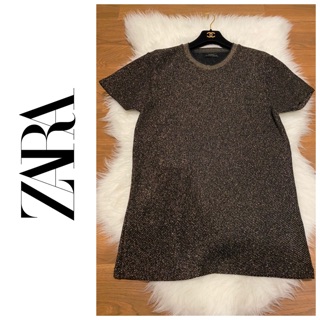 แท้ 💯% Used Once Zara Men เสื้อซาร่า size S สำหรับคุณผู้ชาย สภาพดี สีดำ ดิ้นทอง (สินค้าพร้อมส่ง)