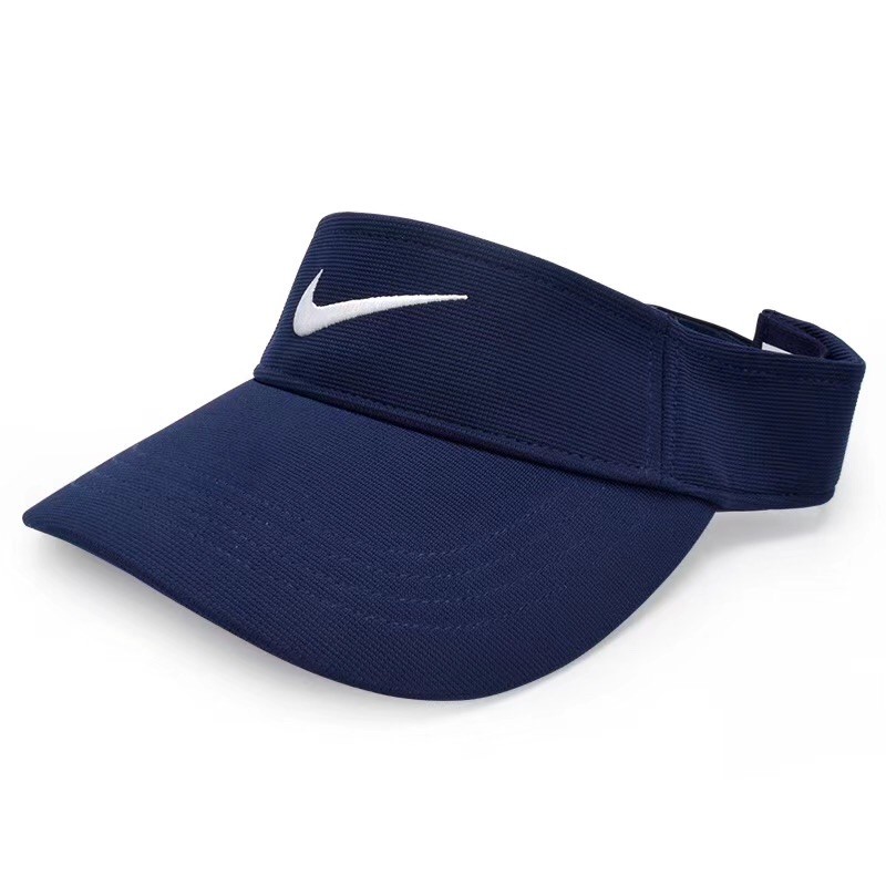 ภาพหน้าปกสินค้าหมวกใส่ตีกอล์ฟ Nike รอบหัว57-60cm. จากร้าน permporn8 บน Shopee