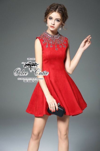 diamond-twist-mini-dress-in-red