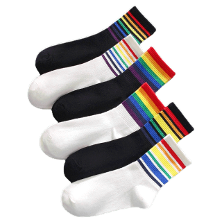 (W-164) ถุงเท้าข้อกลาง ถุงเท้าคาดแถบสีรุ้ง ถุงเท้าแฟชั่นลายสายรุ้ง  Rainbow socks เนื้อผ้าดี ใส่สบาย
