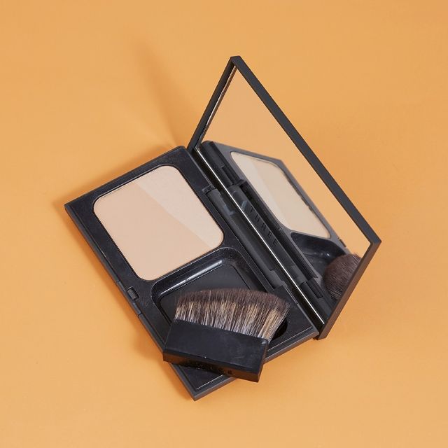 แท้ mfg10/18 THREE Pristine Powder Foundation Refill 206 Three