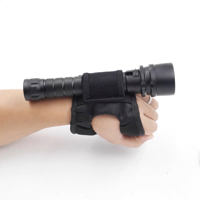 สายรัดไฟฉายดำน้ำ-velcro-flashlight-sleeve-อุปกรณ์เสริมไฟฉายดำน้ำ