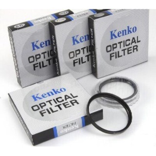 ภาพขนาดย่อของภาพหน้าปกสินค้าKenko UV filter ฟิลเตอร์ป้องกันหน้าเลนส์ 37 / 39 / 40.5 / 43 / 46 / 49 / 52 / 55 / 58 / 62 / 67 / 72 / 77 / 82 / 86 mm จากร้าน straplife94 บน Shopee