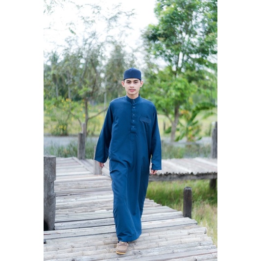 ภาพหน้าปกสินค้าชุดโต๊ปแขนยาว Thawb ชุดเดรสชาย AD58 ชุดเดรสยาว ชุดเดรสออกงาน ชุดมุสลิมชาย ชุดโต๊ปอิสลาม เสื้อผ้ามุสลิม
