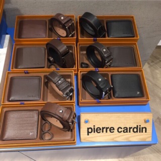 Pierre Cardin 100% ของแท้💯💯ได้ทั้งเซ็ต ล่อง+ถุงจากช็อปครบ ลดราคาจากป้าย3990 (ขอคนซื้อจริงพร้อมโอน🙏🏻)
