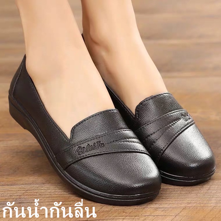 รองเท้าคัชชู-สีดำล้วน-พื้นยางนิ่มลายตาราง-รองเท้าผู้หญิง-รองเท้าหญิงแบบสวม-รุ่นcdm318b-size-36-41