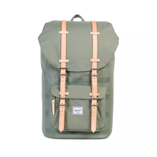 LIMITED สายหนังฟอกฟาด สีเขียวอินดัสเทรียล vintage Herschel Little America 25L แท้10000000000000%