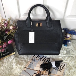 CHARLES & KEITH TERN LOCK TOTE BAG 2016 (สีดำ) (Outlet)