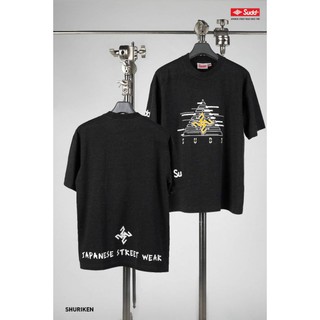 Sudd® เสื้อยืดโอเวอร์ไซส์ รุ่น Shuriken สีท็อปดำ