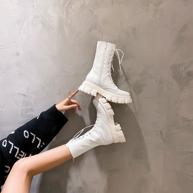 hot-sale-รองเท้าบูทมาร์ตินผู้หญิงอินเทรนด์อินเทรนด์-2020-ฤดูใบไม้ร่วงใหม่รองเท้าบูทกลางท่อหนาพื้นรองเท้าบูทสั้นสีขาวบ