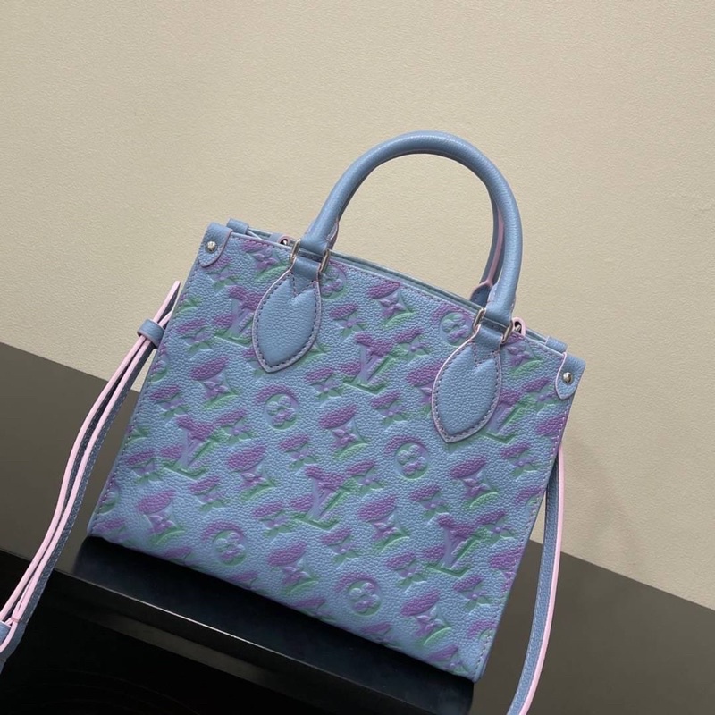 พร้อมส่งlouis-vuitton-onthego-pm-งานสวยรายละเอียดเป๊ะ