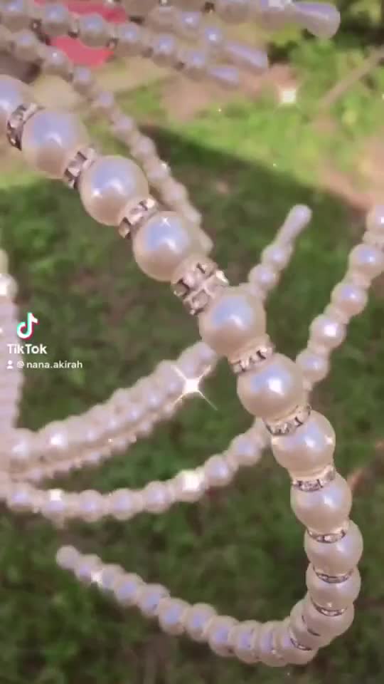 คาดผมมุก-คาดผมสวยๆ-หรือเอามาคาดบนผ้าคลุมก็สวยดู