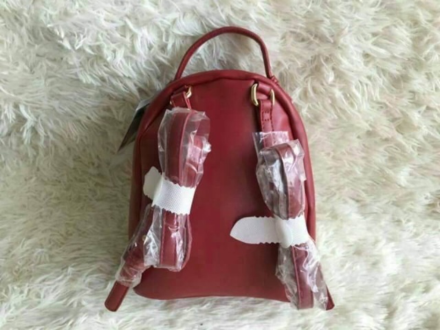 ของแท้-lyn-rena-backpack-กระเป๋าเป้สุดชิคจากแบรนด์-lyn