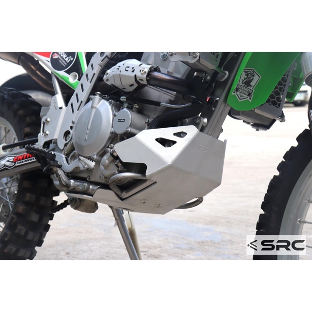 s-อกล่าง-สำหรับ-kawasaki-klx250-klx-300-r-ส่งฟรี-engine-guard-for-kawasaki-klx-250-klx-300-r