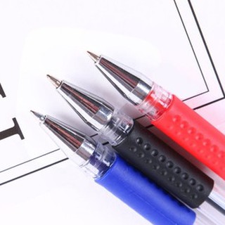 ปากกาเจล (สีน้ำเงิน/แดง/ดำ) Classic 0.5 มม. ปากกาหมึกเจล มี 3 สีให้เลือก เขียนลื่น หมึกแห้งเร็ว -เปลี่ยนไส้ได้ 1ด้าม