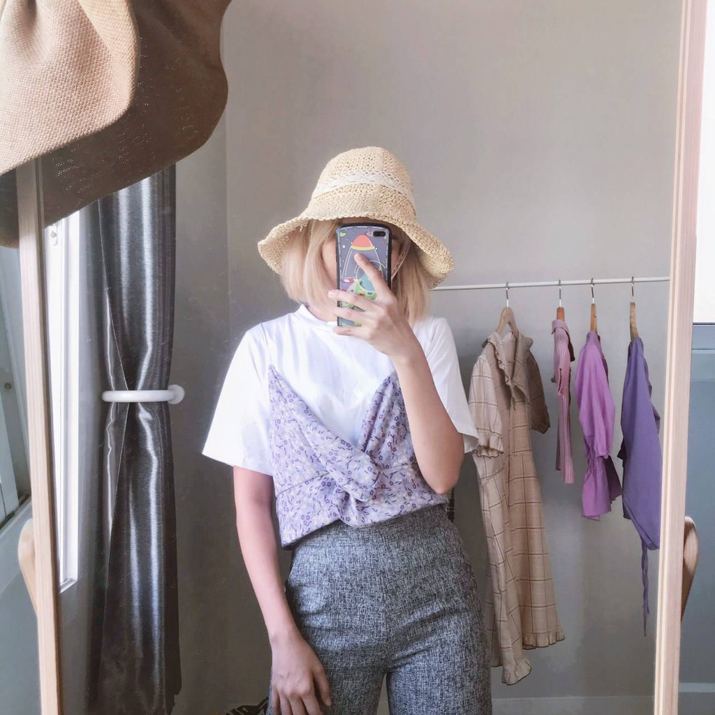 เซ็ทเสื้อยืดคอกลม-สายเดี่ยวแต่งทวิสลายดอกไม้