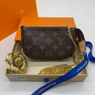 Louis vuitton POCHETTE mini Grade Hiend Size 16 cm อปก.Fullboxset