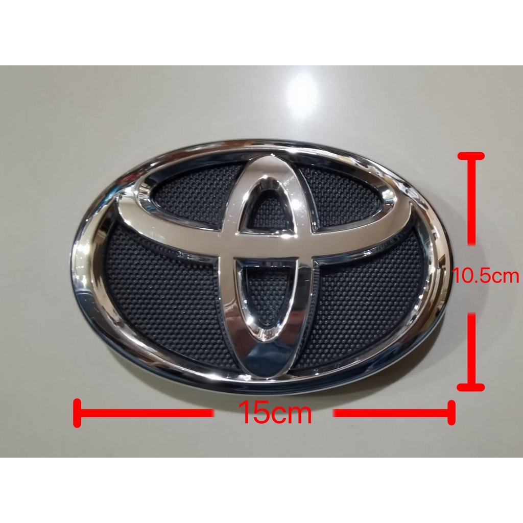 โลโก้-toyota-ขนาด-15-x-10-5-cm-มีพื้นหลังสีดำ-สำหรับ-หน้ากระจังรถโตโยต้าหลายรุ่น-ราคาถูกที่สุด