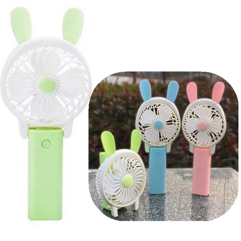 ภาพหน้าปกสินค้าSALE  พัดลมแบบบกพาRechargeable Mini Small Fan (สุ่มสี)