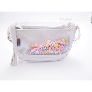 RIYA White pastel bag