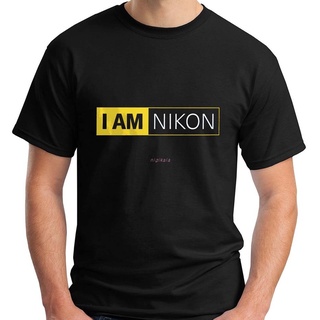 ขายดี!เสื้อยืดผ้าฝ้าย พิมพ์ลาย I AM NIKON แนวสตรีท สีดํา สไตล์ฮิปฮอป สําหรับผู้ชาย AAdokc92BBmmlk61S-5XL