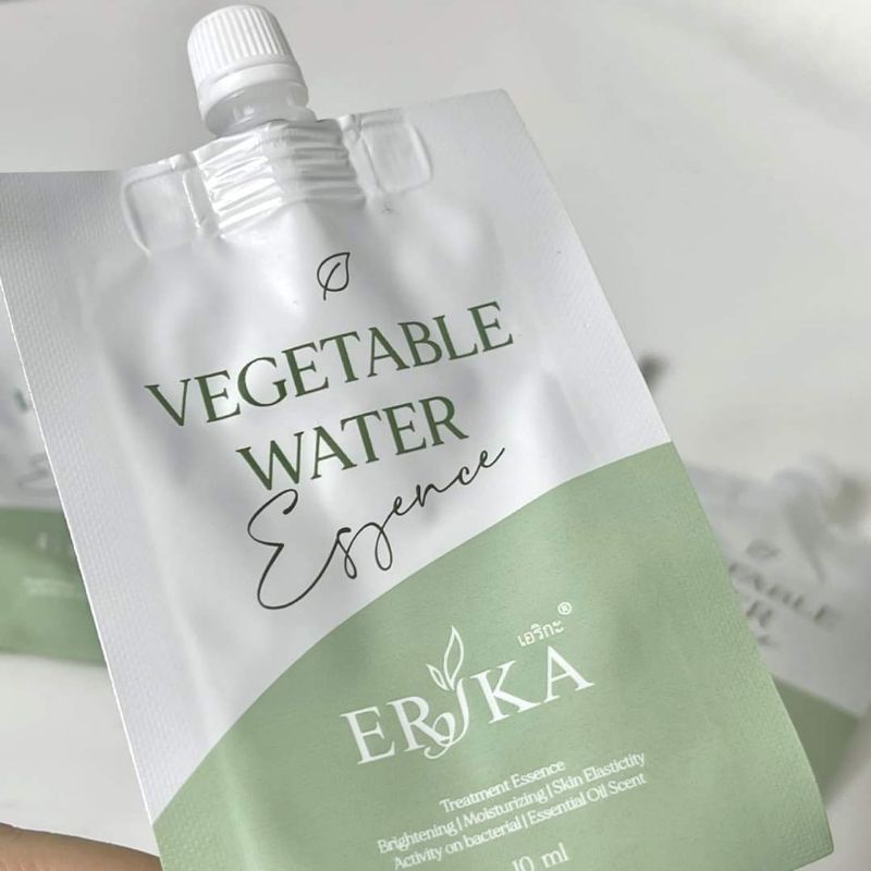พร้อมส่ง-ของแท้-น้ำตบผักเอริกะ-erika-บำรุงผิวหน้า-ลดสิว-ลดรอยสิวจางไว-ฟื้นฟูผิว-รูขุมขนกระชับ-แบบซอง10ml