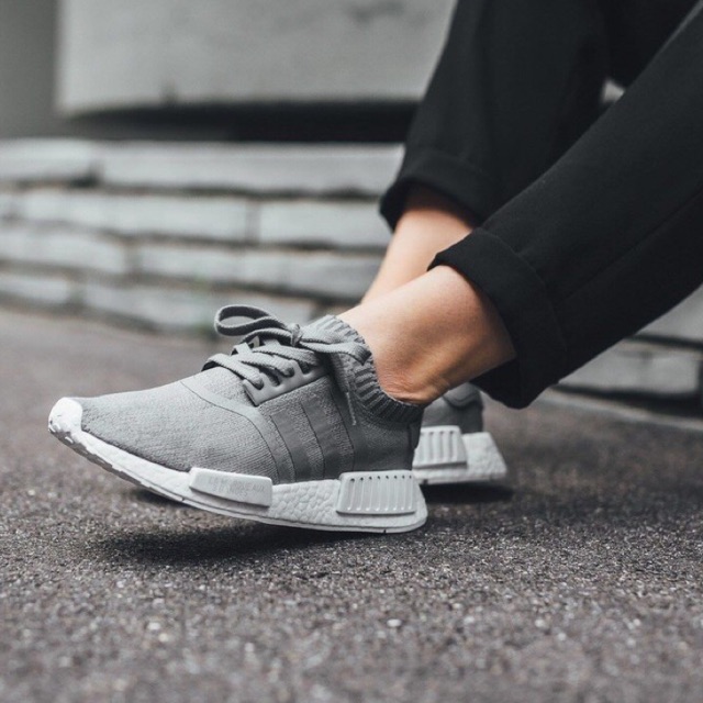 Grey nmd sales r1 primeknit
