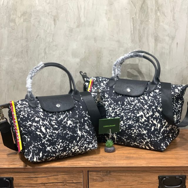 กระเป๋าถือ-สะพาย-longchamp