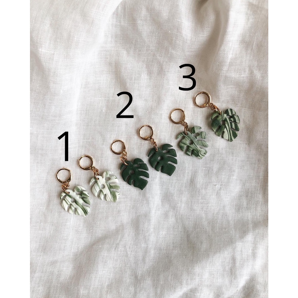 monstera-huggies-earrings