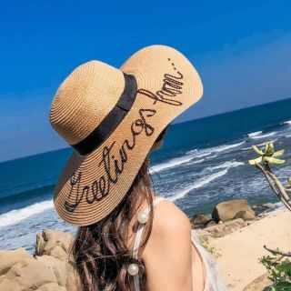 หมวกปีกกว้างใส่รับลมร้อน👒🏖
ใส่ถ่ายรูปสวยๆ ไอเท็มนี้เด็ดค่าา