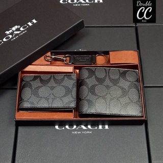 **กล่องน้ำตาลล็อตนี้(แท้ 💯%‼ Factory) COACH COMPACT ID WALLET IN SIGNATURE WITH KEY FOB LIMITED BOX