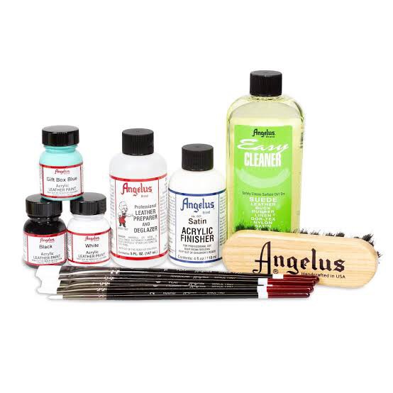 ภาพหน้าปกสินค้าAngelus Acrylic Finisher: ตัวเคลือบสี Angelus ป้องกันรอยขีดข่วนขนาดเล็กและการเสียดสี ขนาด 1 Oz. จากร้าน colorpaint บน Shopee