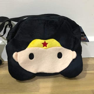 กระเป๋าสะพายข้าง Wonder Woman ซุปเปอร์ฮีโร่ DC ลิขสิทธิ์แท้ ขนาด 10 นิ้ว