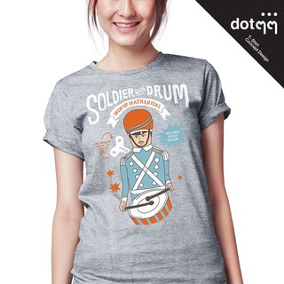 dotdotdot เสื้อยืดหญิง Concept Design ลาย Soldier with Drum (Grey)