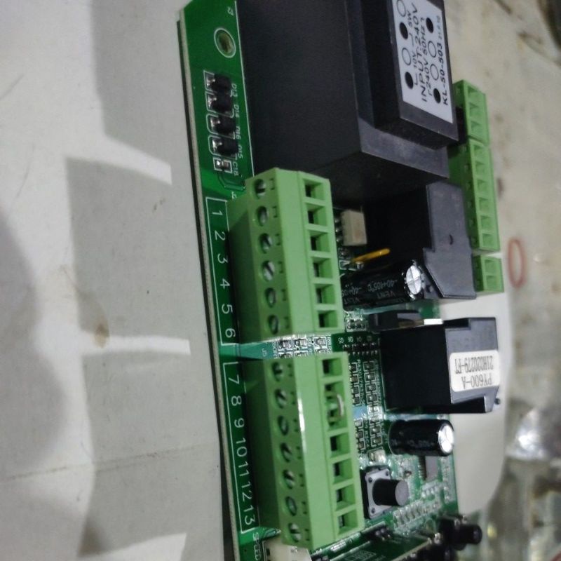 แผงควบคุมมอเตอร์ประตูรีโมท-py-600-ความถี่433mhz-ใช้ได้กับมอเตอร์ได้หลายรุ่นแผงมีสโลปรับความเร็วได้