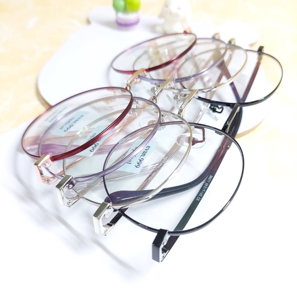 ภาพหน้าปกสินค้าแว่นตา ไทเทเนี่ยม รุ่น 88077 โอเวอร์ไซส์ แข็งแรง ทนทาน สั่งตัดเลนส์ได้ แว่นตา titanium-IP จากร้าน evan.999 บน Shopee