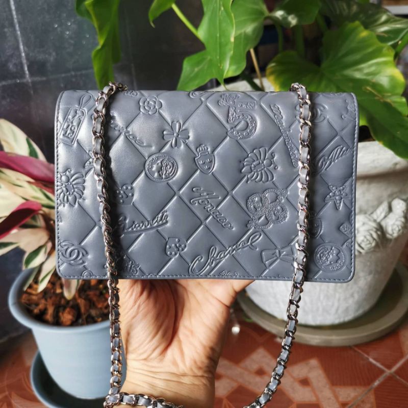 authentic-chanel-icon-line-chain-wallet-grey-lambskin