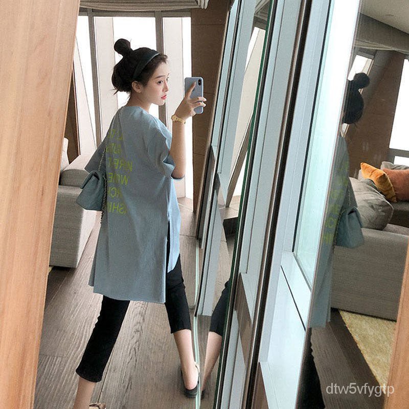 สุทธิสีแดงแฟชั่นลำลองอารมณ์เทพธิดาแขนสั้นสูงtเสื้อยืดสูทผู้หญิงสองชิ้น