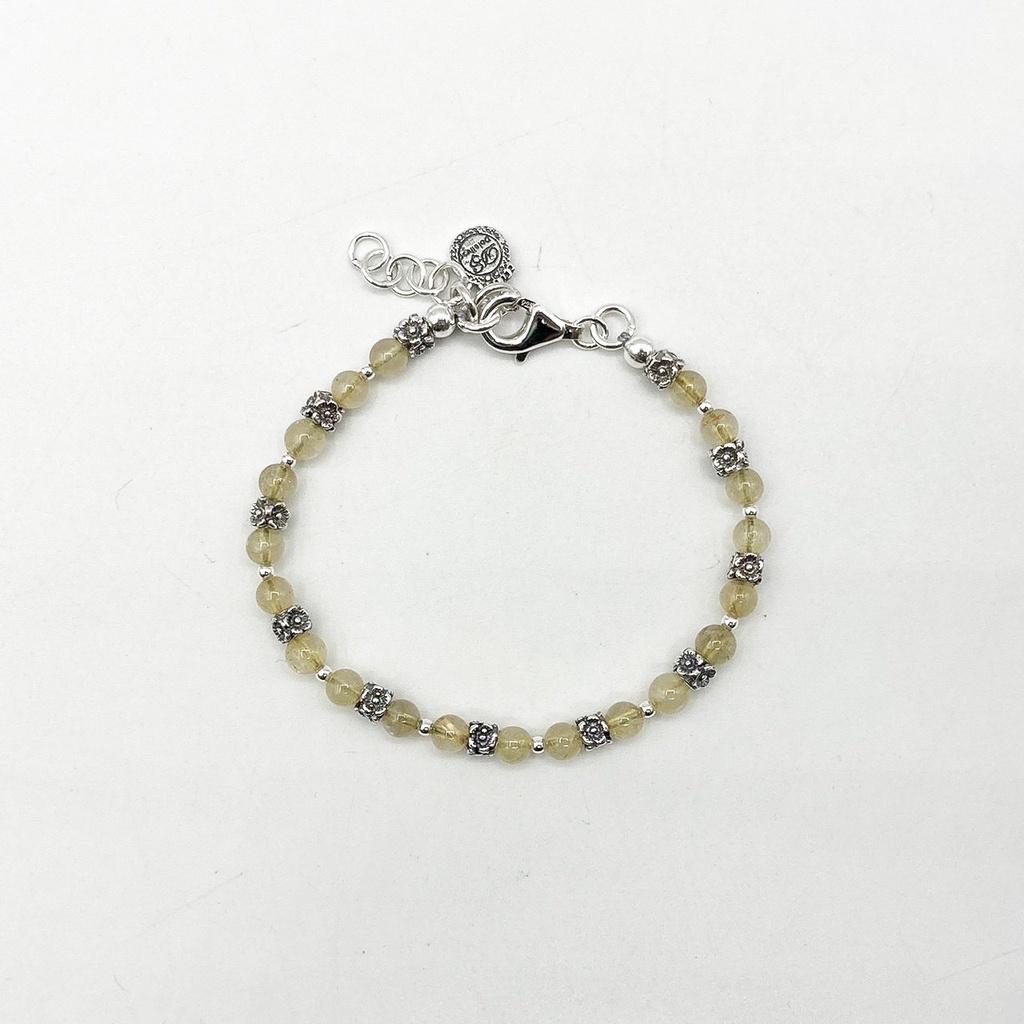 สร้อยข้อมือร้อยไหมทองสลับชาร์มดอกไม้-สร้อยข้อมือหินนำโชค-dsp-925-sterling-silver-bracelet-cfs0010