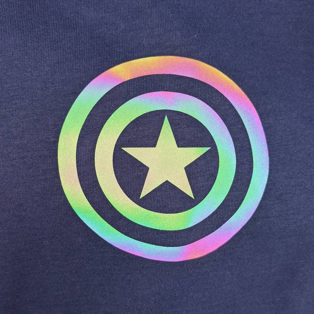 ภาพสินค้าMarvel men Flash Rainbow T-Shirt - Captain America มาร์เวล เสื้อยืดผู้ชายลายกัปตันอเมริกา สะท้อนแสงแฟลช สินค้าลิขสิทธ์แท้100% characters studio จากร้าน charactersstudio บน Shopee ภาพที่ 2