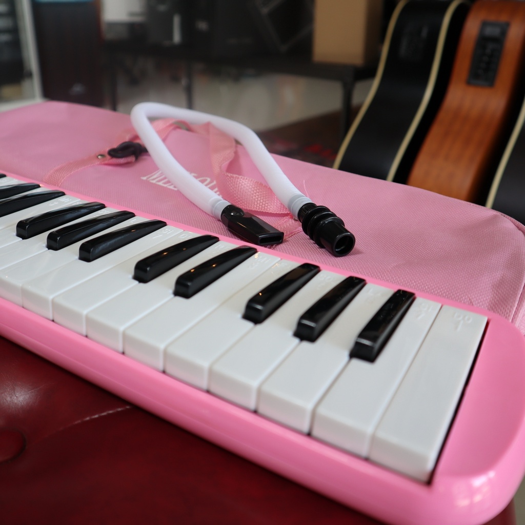 melodica-เมโลเดี้ยน-จำนวน-32-คีย์-สีชมพู-ขนาดมาตรฐาน-เสียงดี-ไม่กินลม-เหมาะสำหรับเด็ก-พร้อม-สายเป่าเมโลเดี้ยน