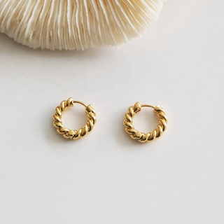 favr.co — Twisted hoop (brass+18k gold) ต่างหูห่วงแบบติดหู