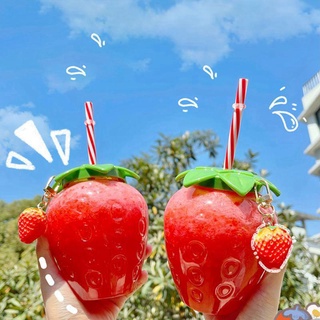 แก้วน้ําพลาสติก ลาย Strawberries น่ารัก ขนาดพกพา พร้อมหลอดดูด สําหรับเด็กผู้หญิง