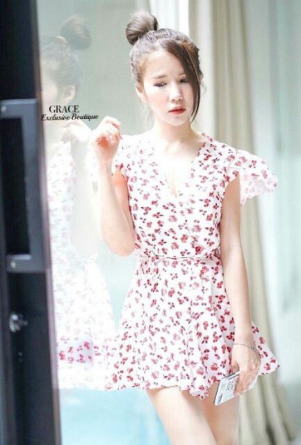 จั๊มสูทลายดอกซิปหลังสวย-ผ้าไม่บาง