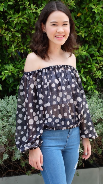 dot-dot-dot-off-shoulder-top