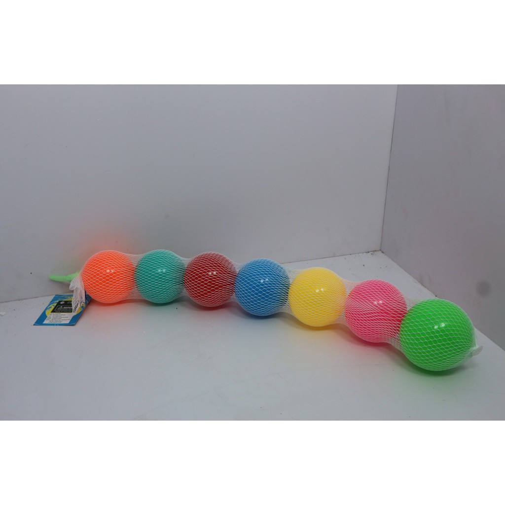 ภาพหน้าปกสินค้าบอลถุงตาข่าย คละสี 7 ลูก บอลลอยน้ำ บอลสี บอลพลาสติก ของเล่นเด็กๆ