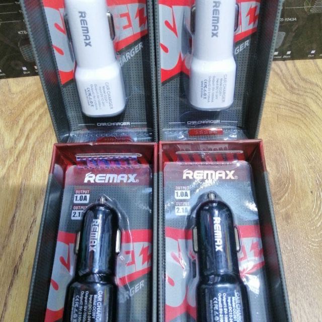 remax-car-charger-ที่ชาร์จแบตในรถยนต์-2usb-1a-2-1a-ที่ชาร์จแบต-ในรถ-cc201