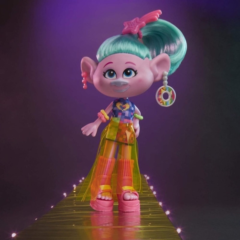 trolls-world-tour-satin-glamour